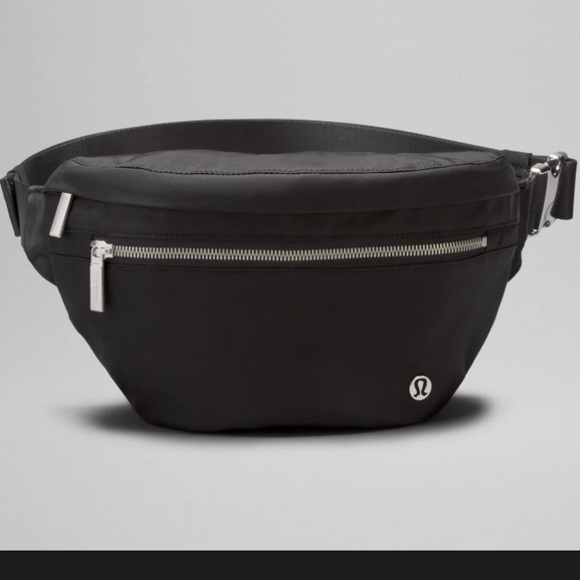 lululemon athletica Handbags - LULULEMON CITY ADVENTURER BAG